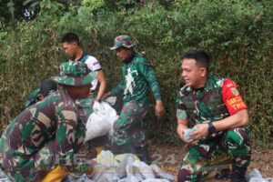 Suasana Hangat yang Membuat Warga Terharu