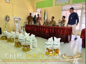 Pemkab Lamtim Salurkan Bantuan Pangan ke 724 KPM di Nampirejo Batanghari