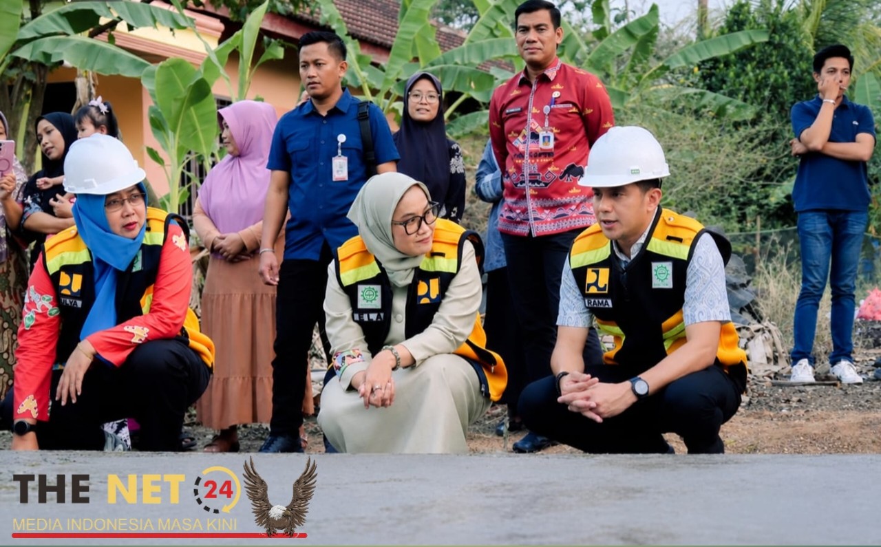 Bupati Ela Siti Nuryamah Tinjau Jalan Bumi Jawa–Tanjung Kesuma, Tekankan Kualitas dan Pengawasan